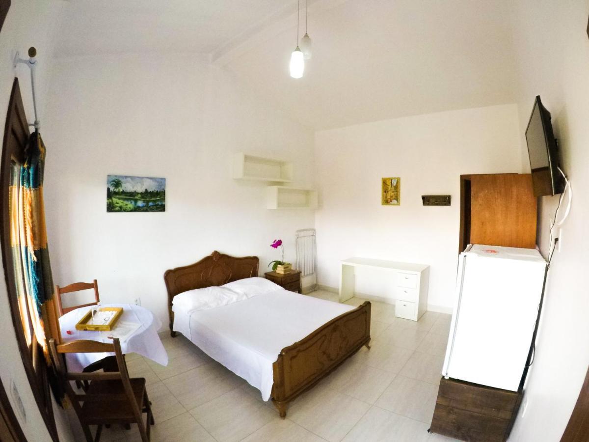 Residencial De Cesaro Hotel กาโรปาบา ภายนอก รูปภาพ