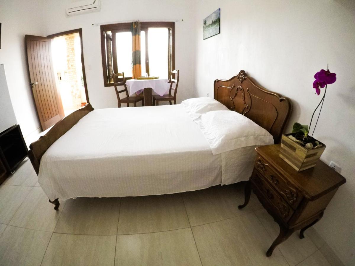 Residencial De Cesaro Hotel กาโรปาบา ภายนอก รูปภาพ