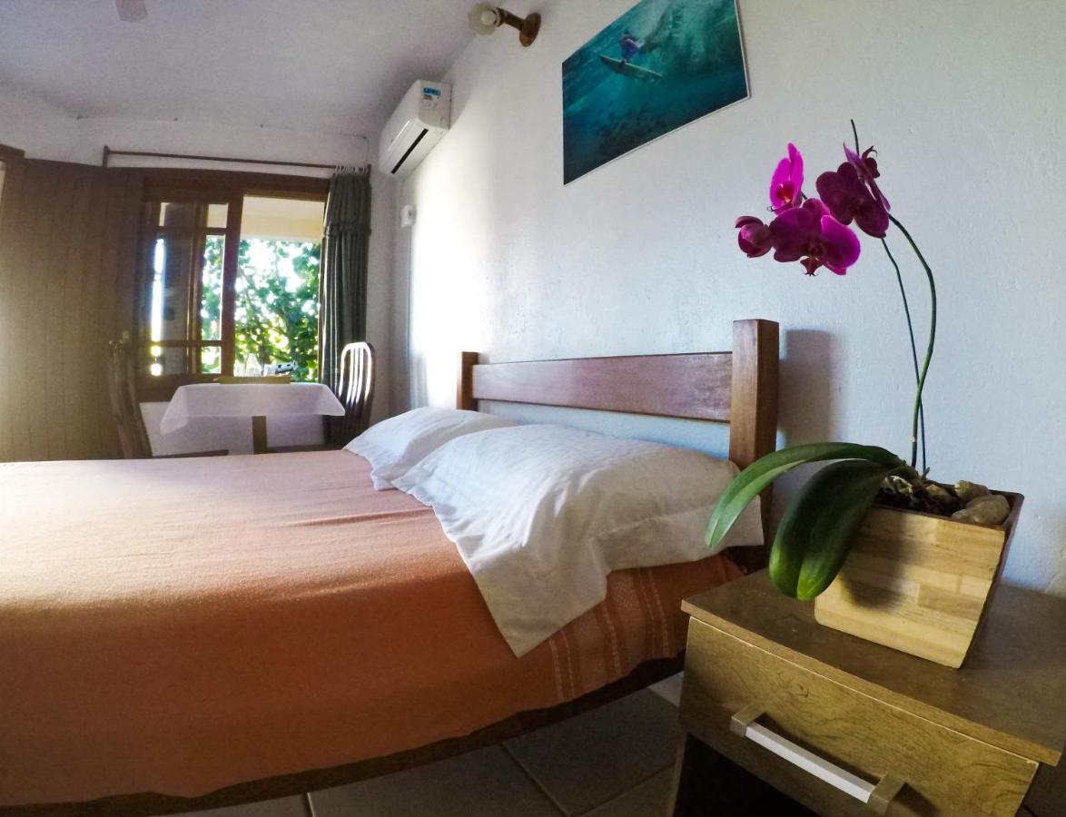 Residencial De Cesaro Hotel กาโรปาบา ภายนอก รูปภาพ